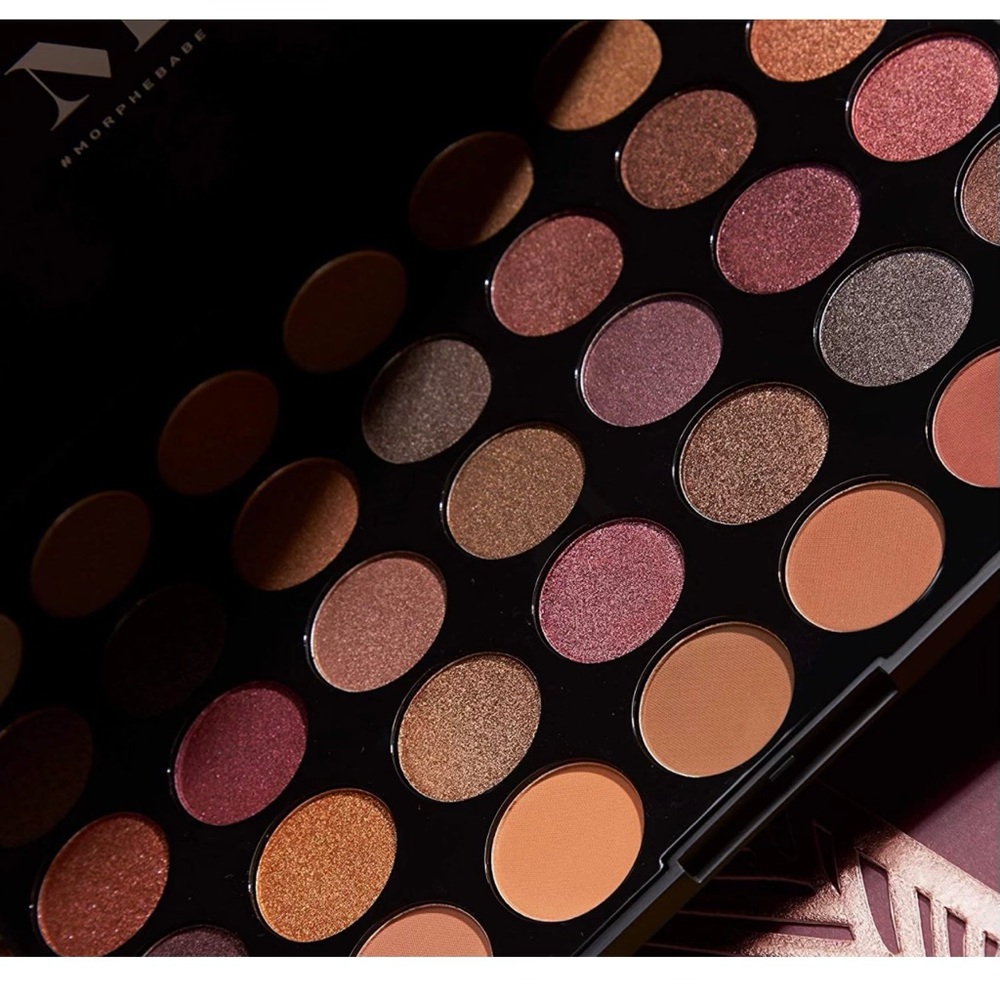 Morphy eyeshadow palette